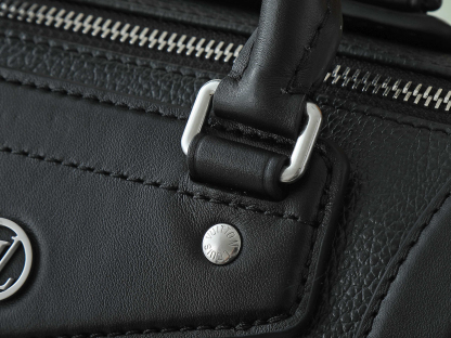 ルイ・ヴィトン「Louis Vuitton」BIKER PM ショルダーバッグ