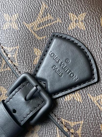 ルイ・ヴィトン「Louis Vuitton」Montsouris メッセンジャーバッグ