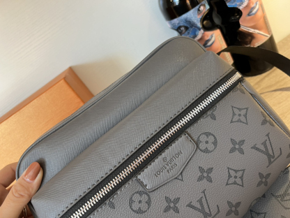 ルイ・ヴィトン「Louis Vuitton」ポシェット バッグ