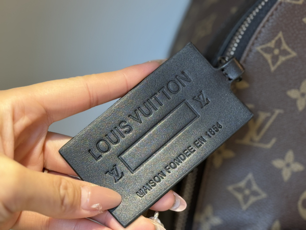 ルイ・ヴィトン「Louis Vuitton」ディスカバリー バックパック