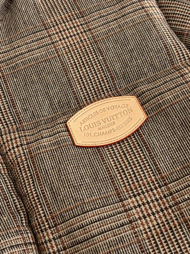 ルイ・ヴィトン「Louis Vuitton」26SS 早春 プリンス オブ ウェールズ チェック ダウンジャケット
