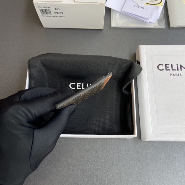 セリーヌ「Celine」TRIOMPHE モノグラム プリント カードケース