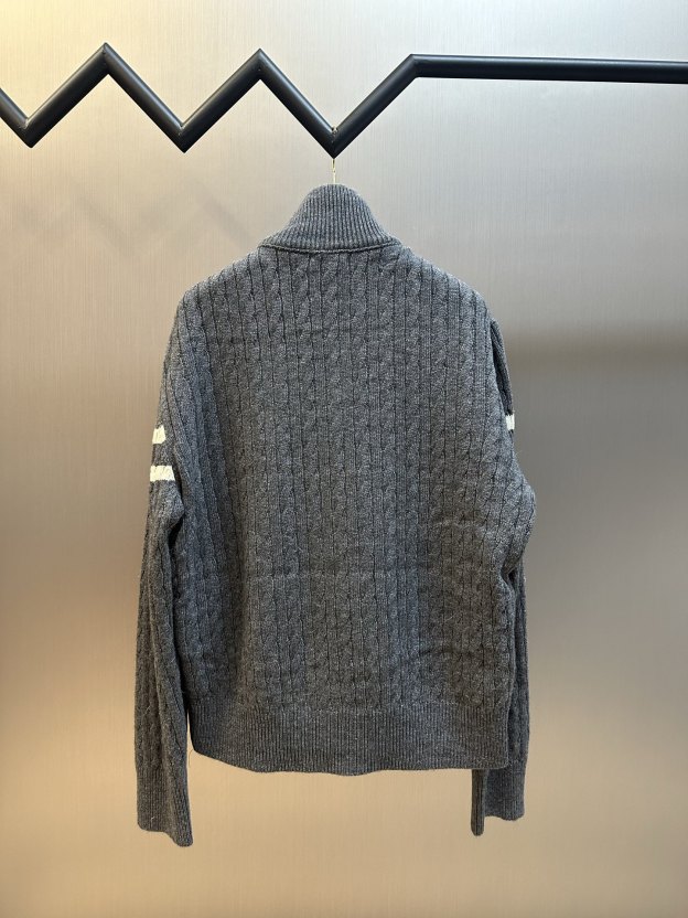 モンクレール「Moncler」rezesse ダウンジャケット