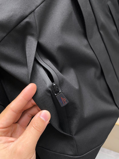 モンクレール「Moncler」GRENOBLE テディフリース ダウンピーコート