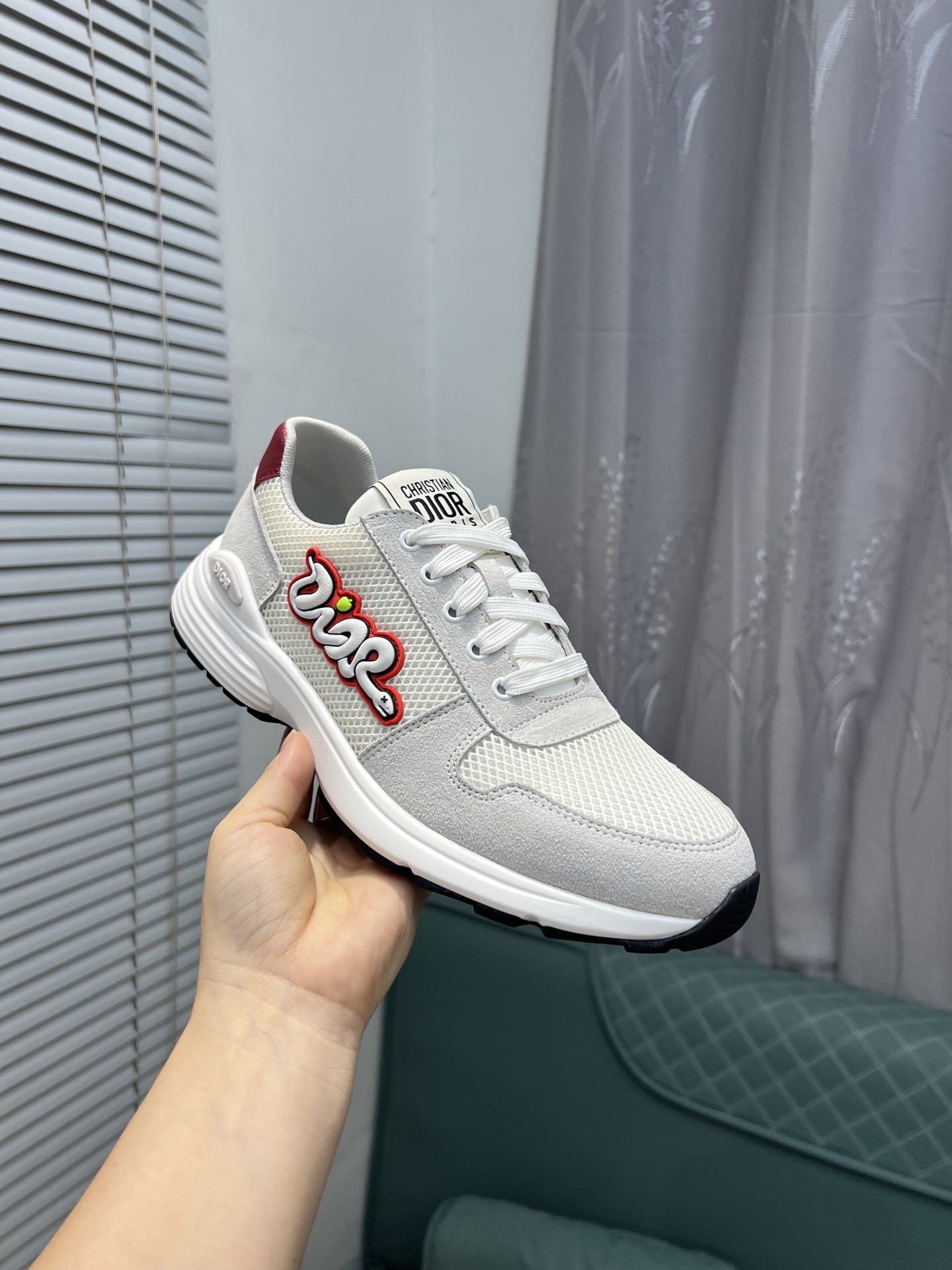 ディオール「Dior」メンズ ヒット メッシュ＆レザー スニーカー