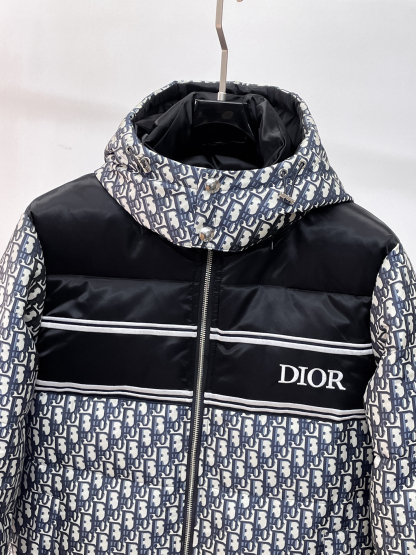 ディオール「Dior」ダウンジャケット