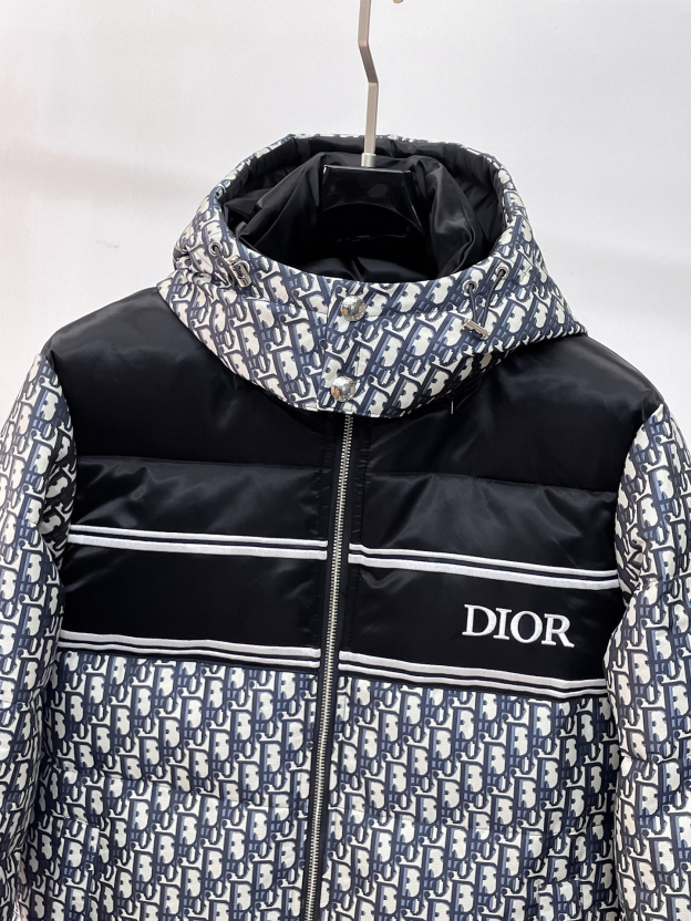 ディオール「Dior」ダウンジャケット