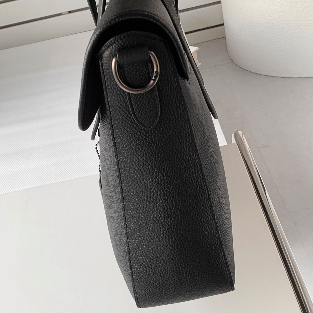 コーチ「Coach」メンズフルレザー ビジネスバッグ