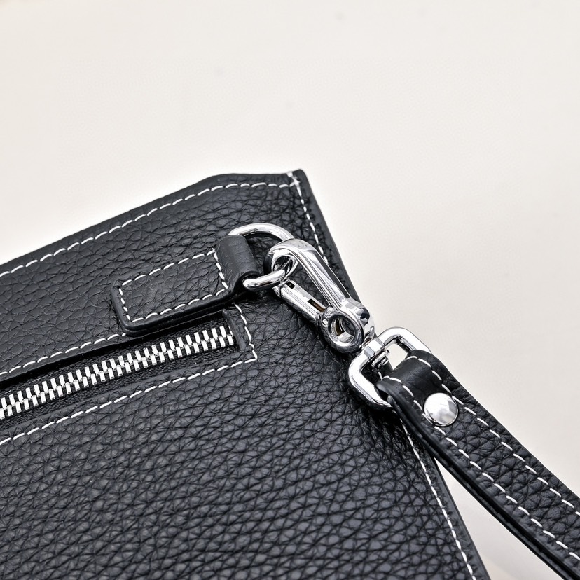 エルメス「Hermès」New H Passant ジップ クラッチバッグ