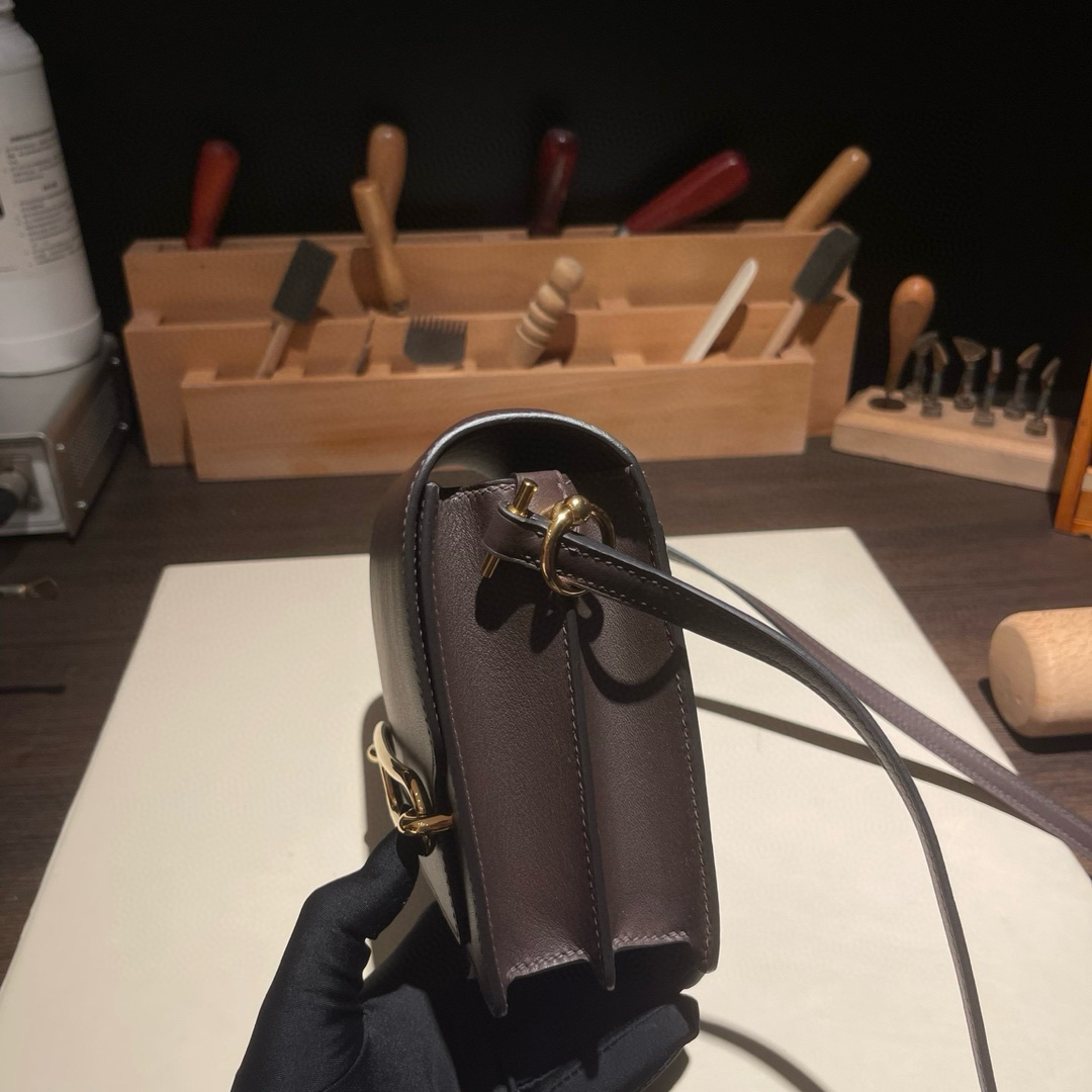 エルメス「Hermès」ルーリス 19 ショルダーバッグ