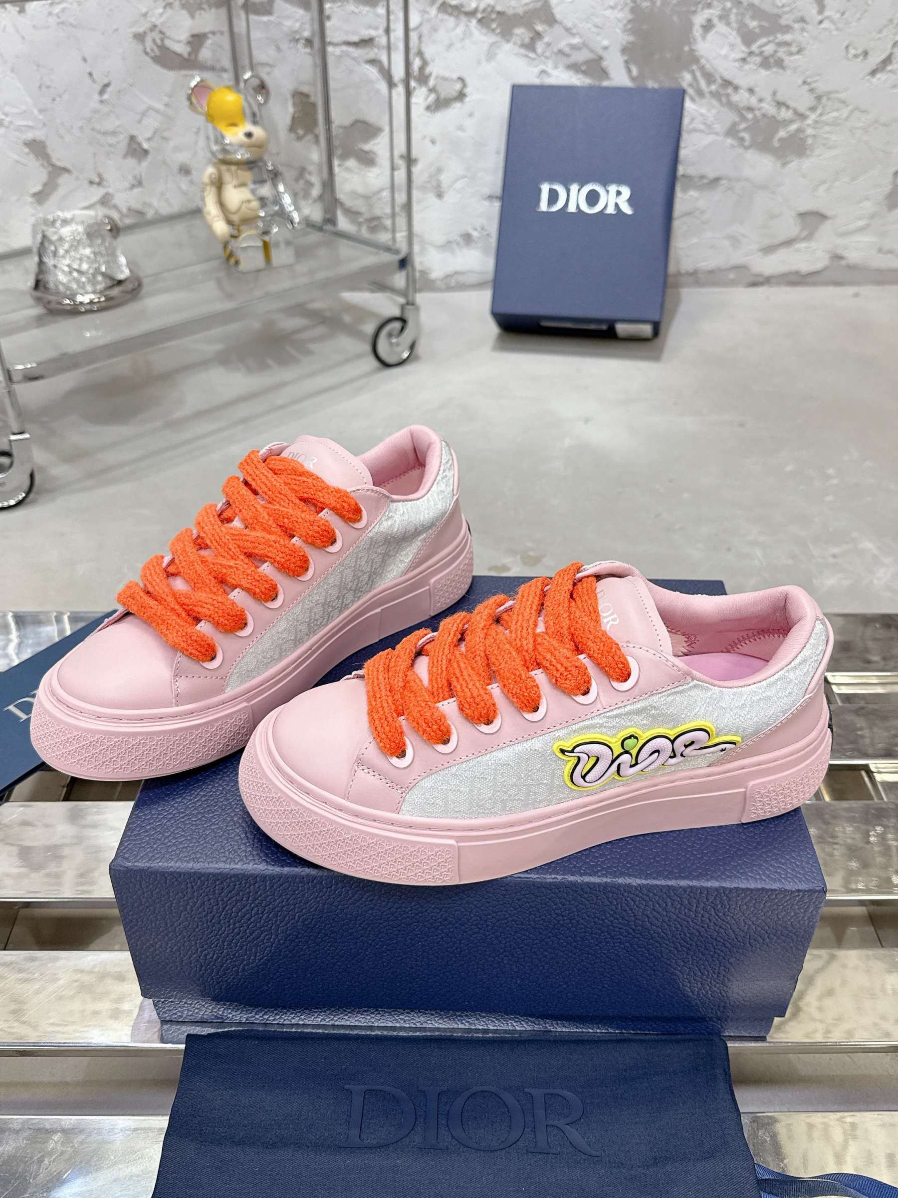 ディオール「Dior」B33 スネークイヤー カップル スニーカー 限定モデル