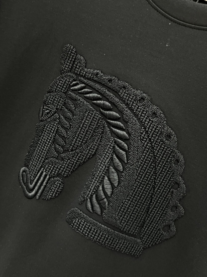 エルメス「Hermès」クルーネックスウェットシャツ