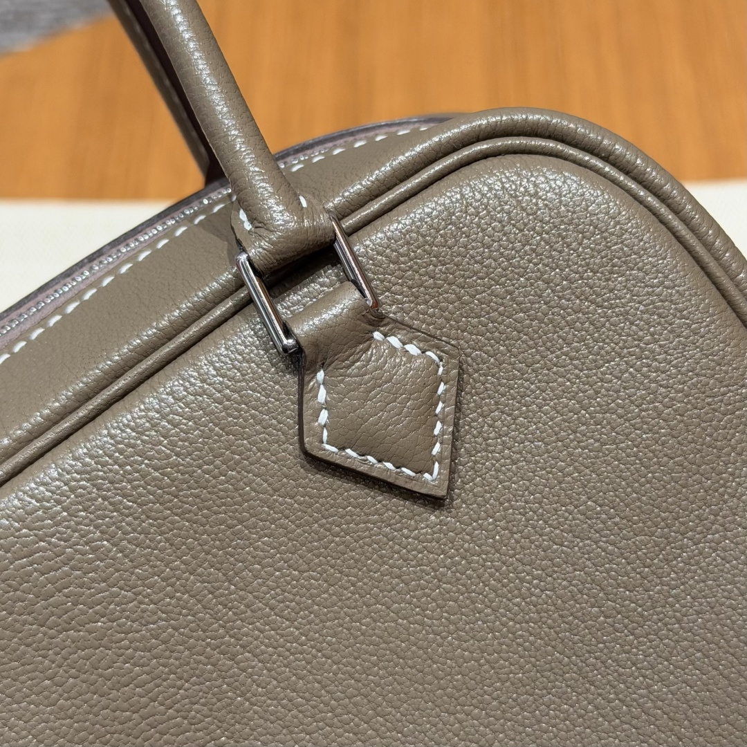 エルメス「Hermès」ミニプリュム バッグ