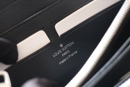 ルイ・ヴィトン「Louis Vuitton」ジッピーウォレット･ホリゾンタル