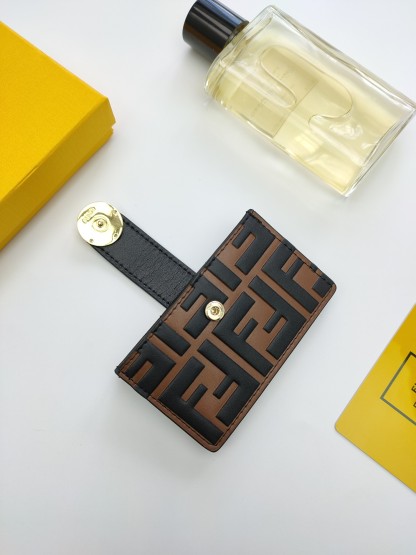 フェンディ「Fendi」フェンディ F is Fendi カードケース / カードホルダー