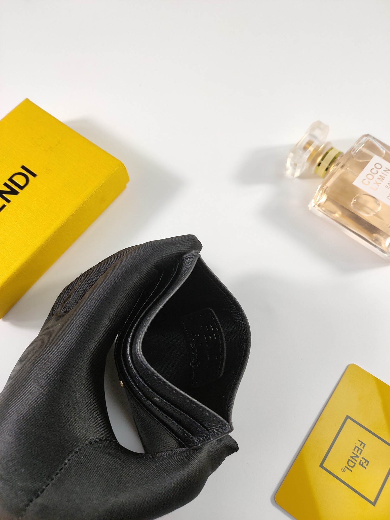 フェンディ「Fendi」フェンディ FF ダイヤモンズ カードケース / カードホルダー