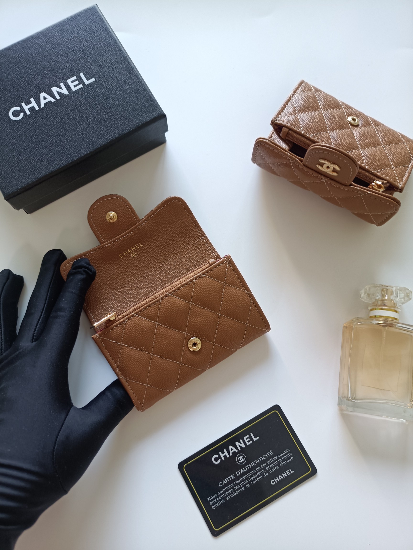 シャネル「Chanel」シャネル クラシック ジップ カードホルダー / コインケース