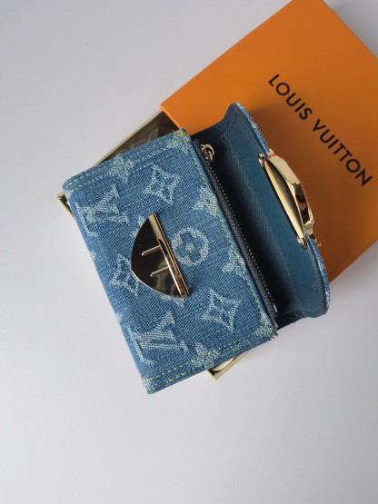 ルイ・ヴィトン「Louis Vuitton」ルイ・ヴィトン ヴィクトリーヌ ウォレット M82959 / 二つ折り財布