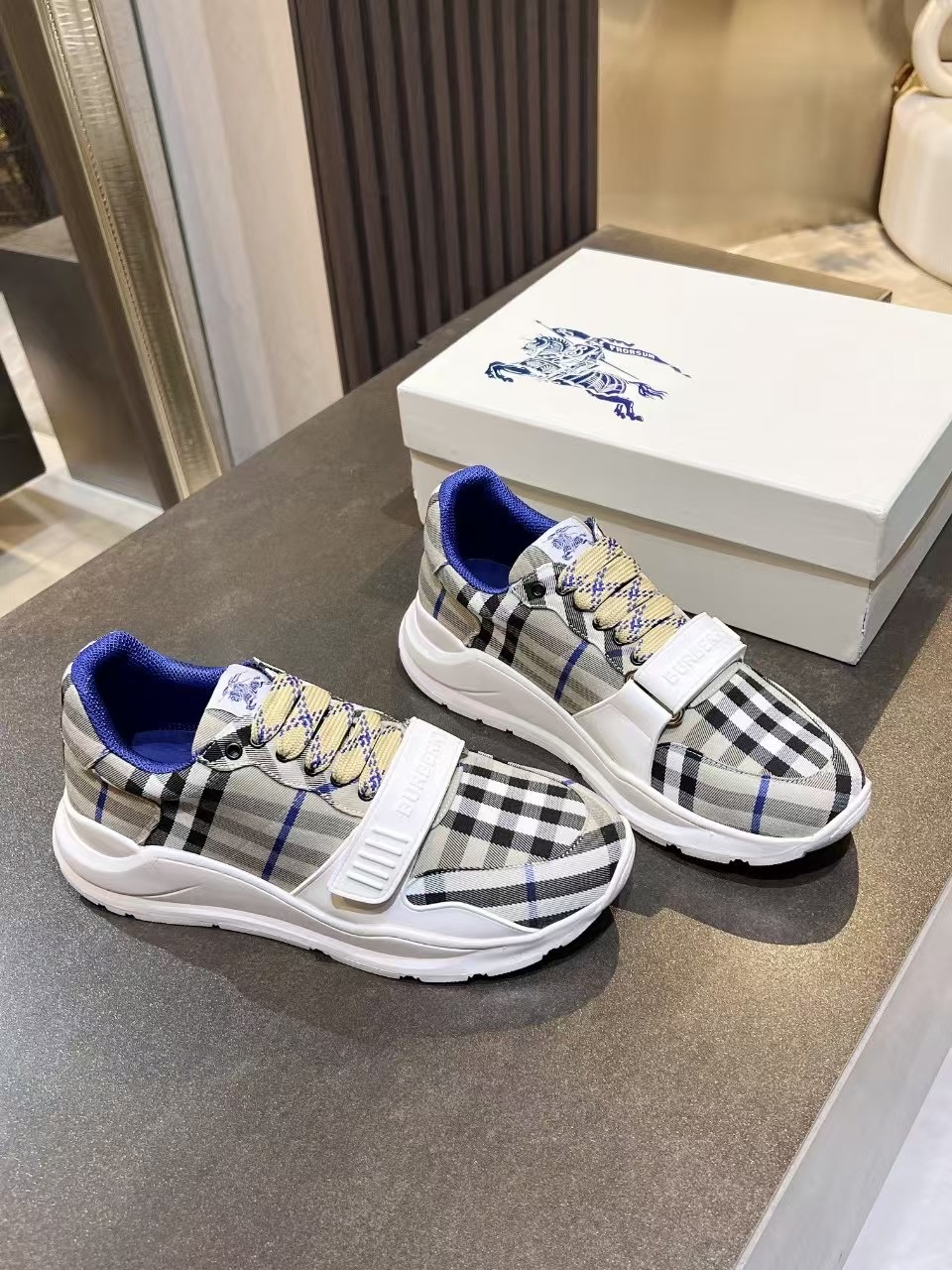 バーバリー「Burberry」バーバリー チェック テラス スニーカー / コットンブレンドスニーカー