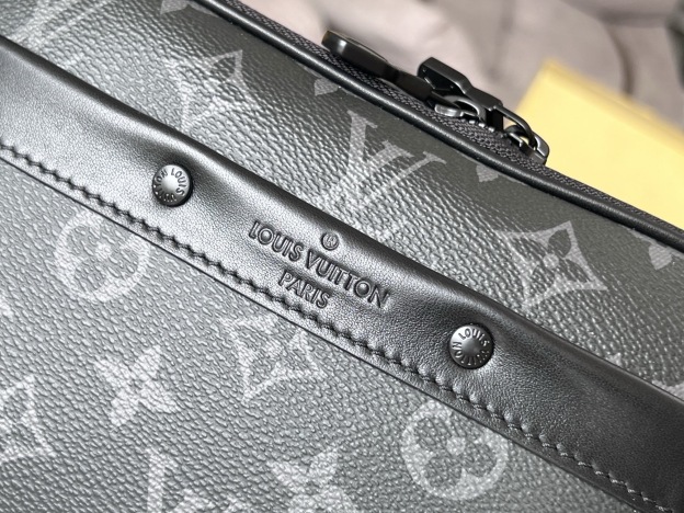 ルイ・ヴィトン(Louis Vuitton)　アルファメッセンジャーバッグ　m46955