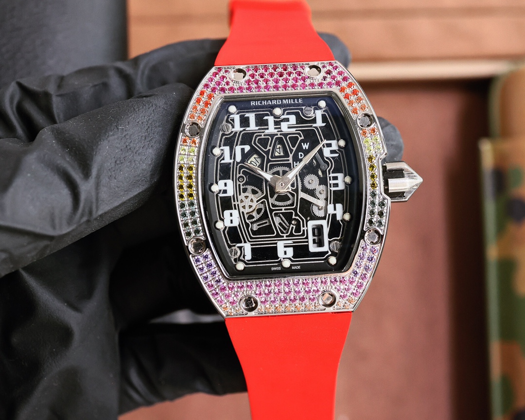 リシャール ミル「Richard Mille」RM067 ウルトラライト 自動巻き クロノグラフ - スポーツ&エレガンスの融合