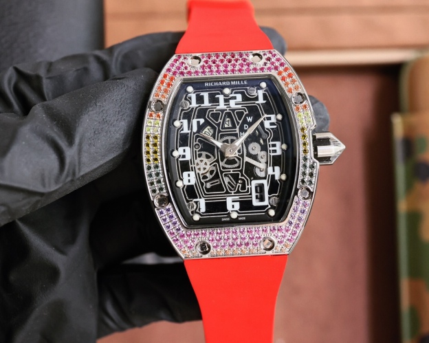 リシャール ミル「Richard Mille」RM067 ウルトラライト 自動巻き クロノグラフ - スポーツ&エレガンスの融合