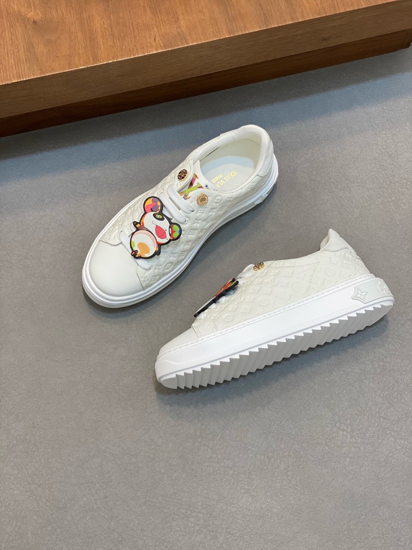 ルイ・ヴィトン「Louis Vuitton」ルイ・ヴィトン シルクカーフスキン スニーカー / ユニセックススポーツシューズ