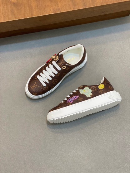 ルイ・ヴィトン「Louis Vuitton」ルイ・ヴィトン シルクカーフスキン スニーカー / ユニセックススポーツシューズ