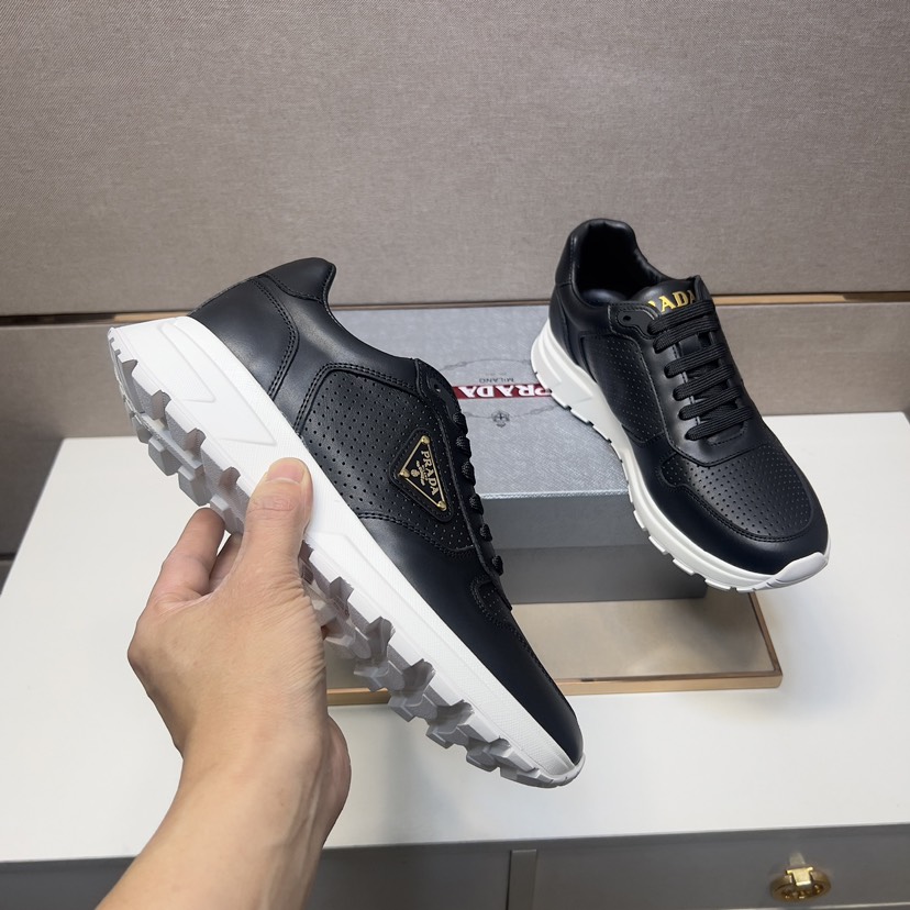 プラダ「Prada」プラダ プレミアムスニーカー (2026年春夏モデル) / レザースニーカー