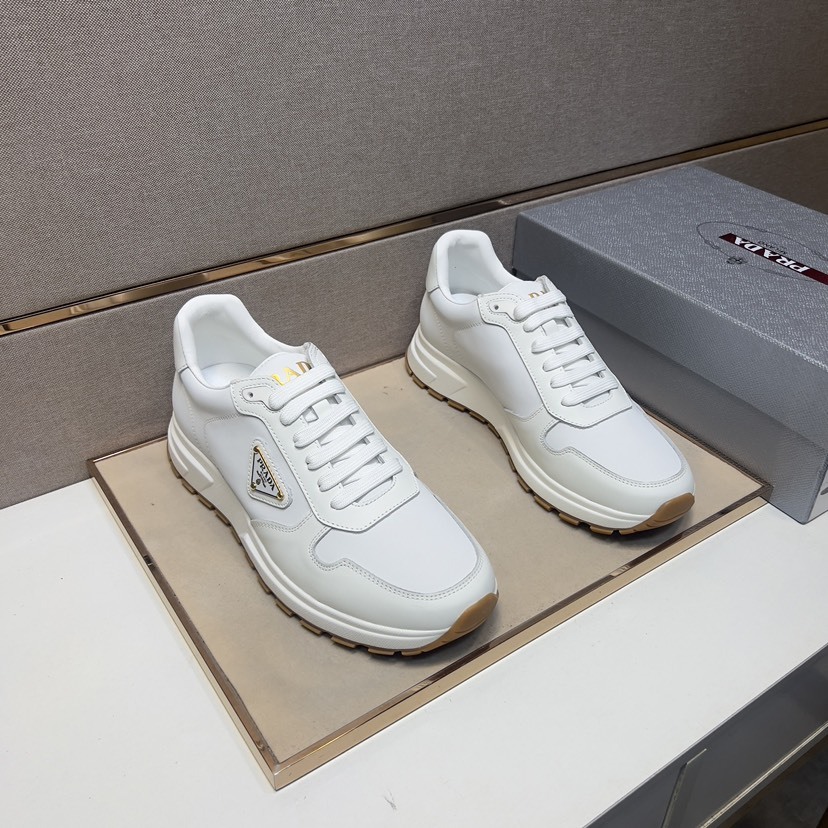 プラダ「Prada」プラダ プレミアムスニーカー (2026年春夏モデル) / レザースニーカー