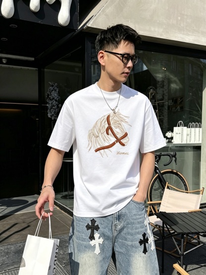 エルメス「Hermès」ロゴプリントTシャツ / ショートスリーブ クルーネック