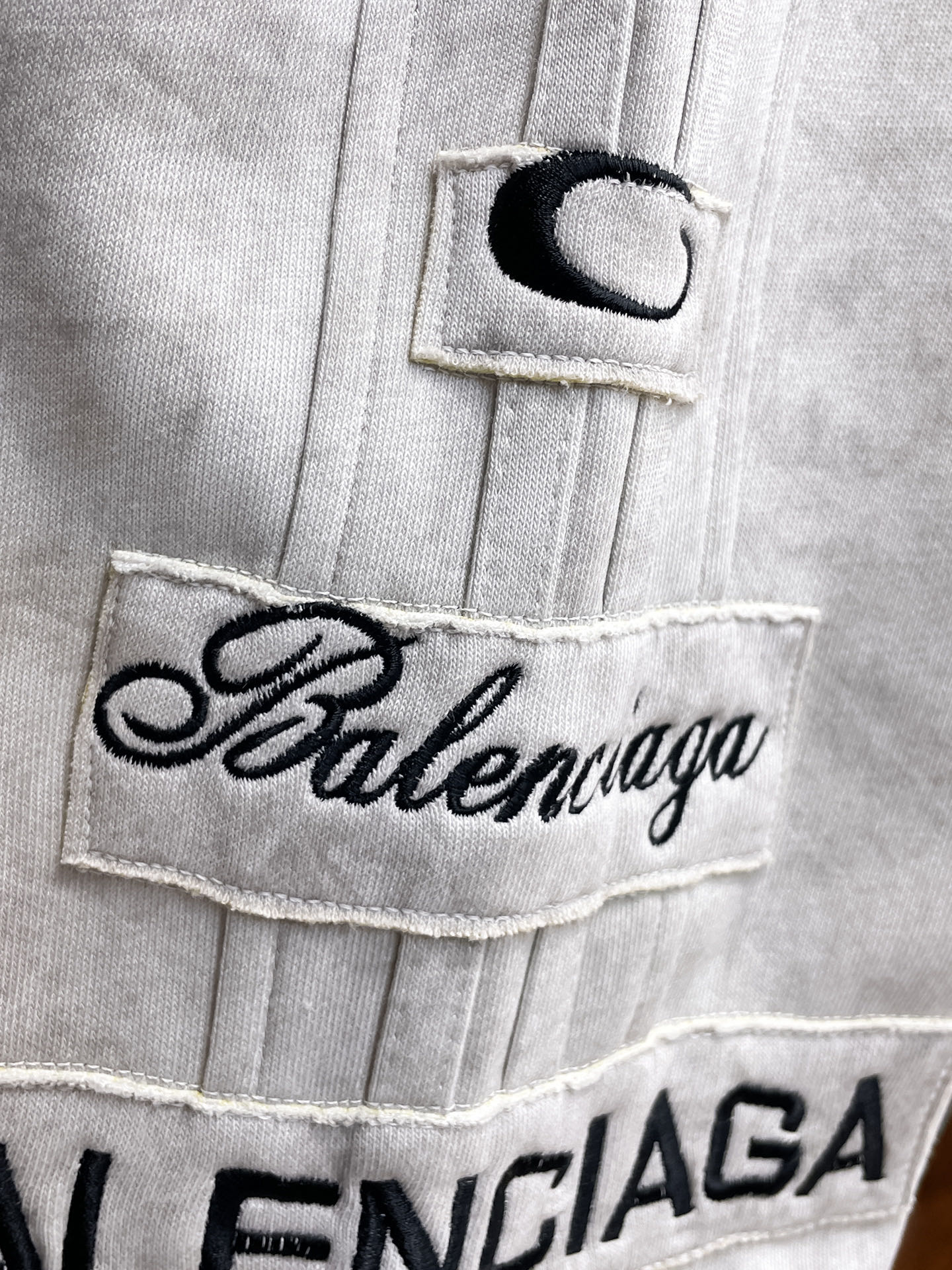 バレンシアガ「Balenciaga」バレンシアガ ロゴ コットンパンツ / トラウザーズ