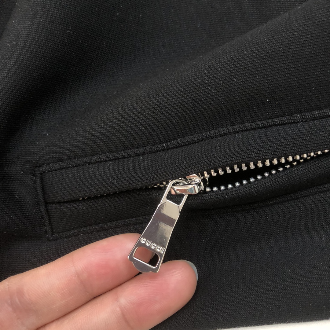 グッチ「Gucci」コットンショーツ / ロゴショーツ