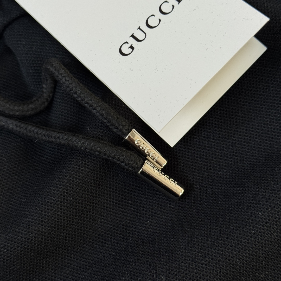 グッチ「Gucci」コットンショーツ / ロゴショーツ