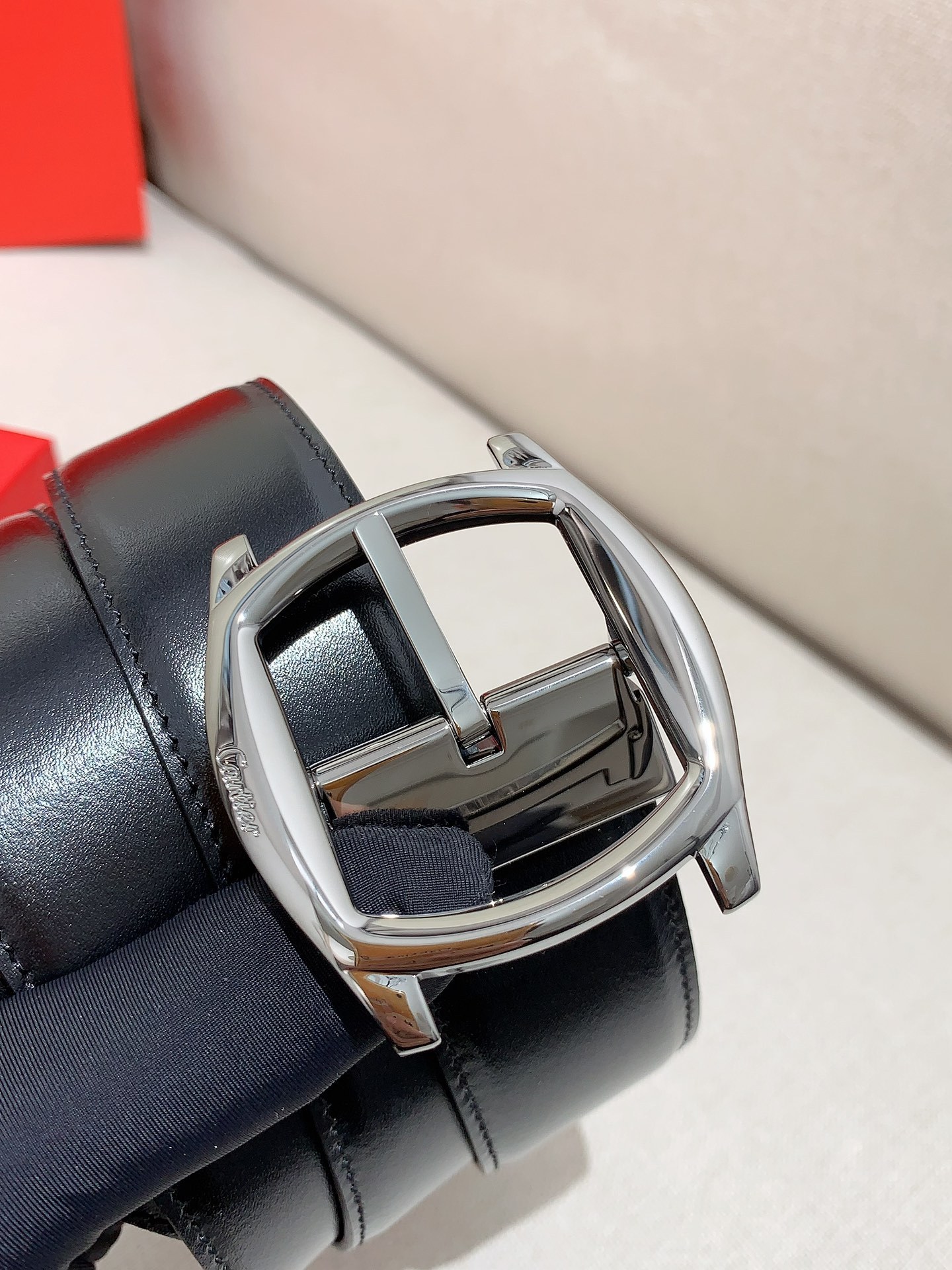 カルティエ「Cartier」サントス バックル ベルト