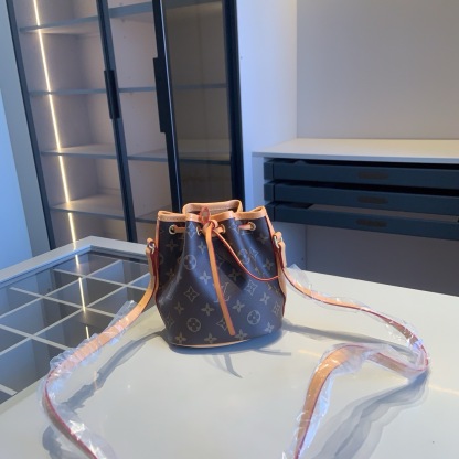 ルイ・ヴィトン「Louis Vuitton」ルイ・ヴィトン マルチポシェット アクセサリーズ 3点セット / ショルダーバッグ