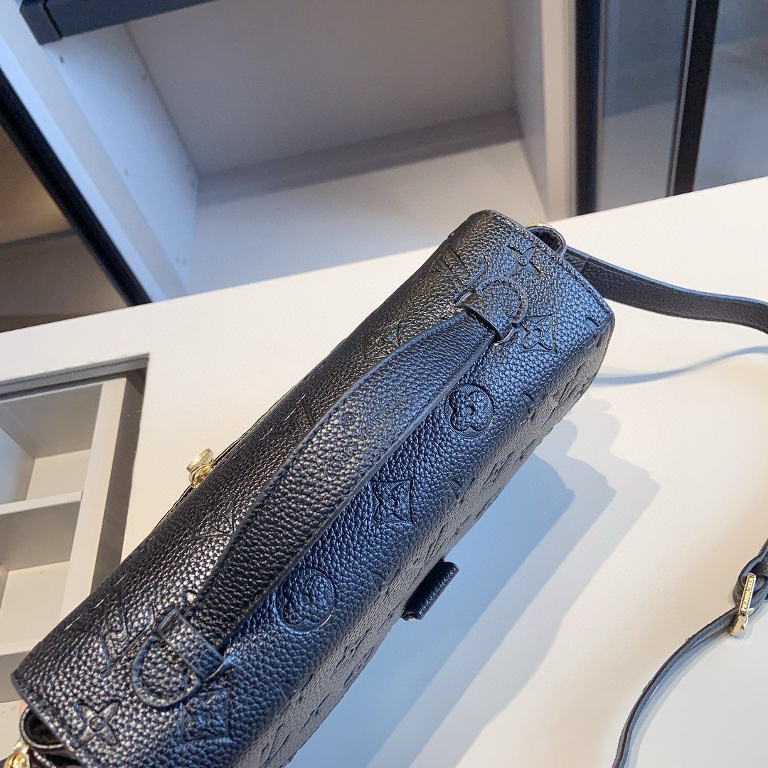 ルイ・ヴィトン「Louis Vuitton」ルイ・ヴィトン マルチポシェット アクセサリーズ 3点セット / ショルダーバッグ