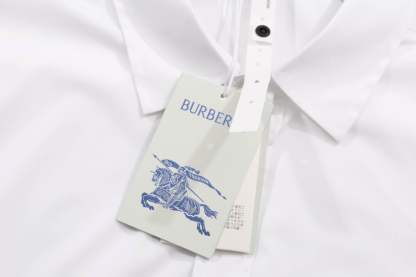 バーバリー「Burberry」バーバリー シールド刺繍シャツ / ロングスリーブシャツ