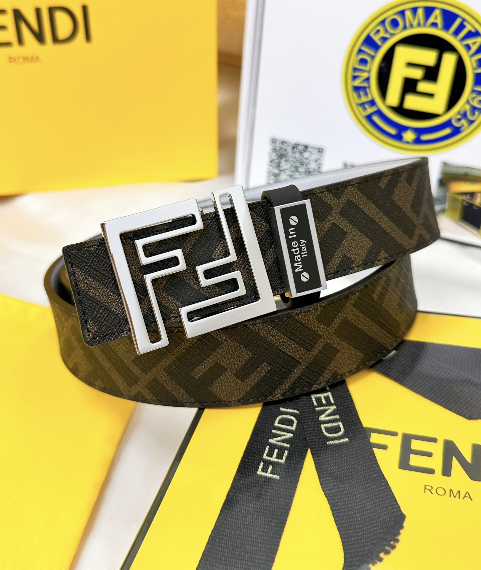 フェンディ「Fendi」FFベルト - リバーシブル フックベルト