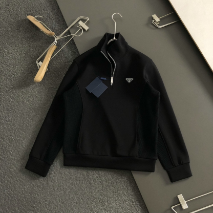 プラダ「Prada」プラダ リサイクルダブルジャージー ジップアップスウェットシャツ / プルオーバー