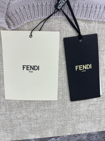 フェンディ「Fendi」フェンディ クルーネック ウールセーター / プルオーバー