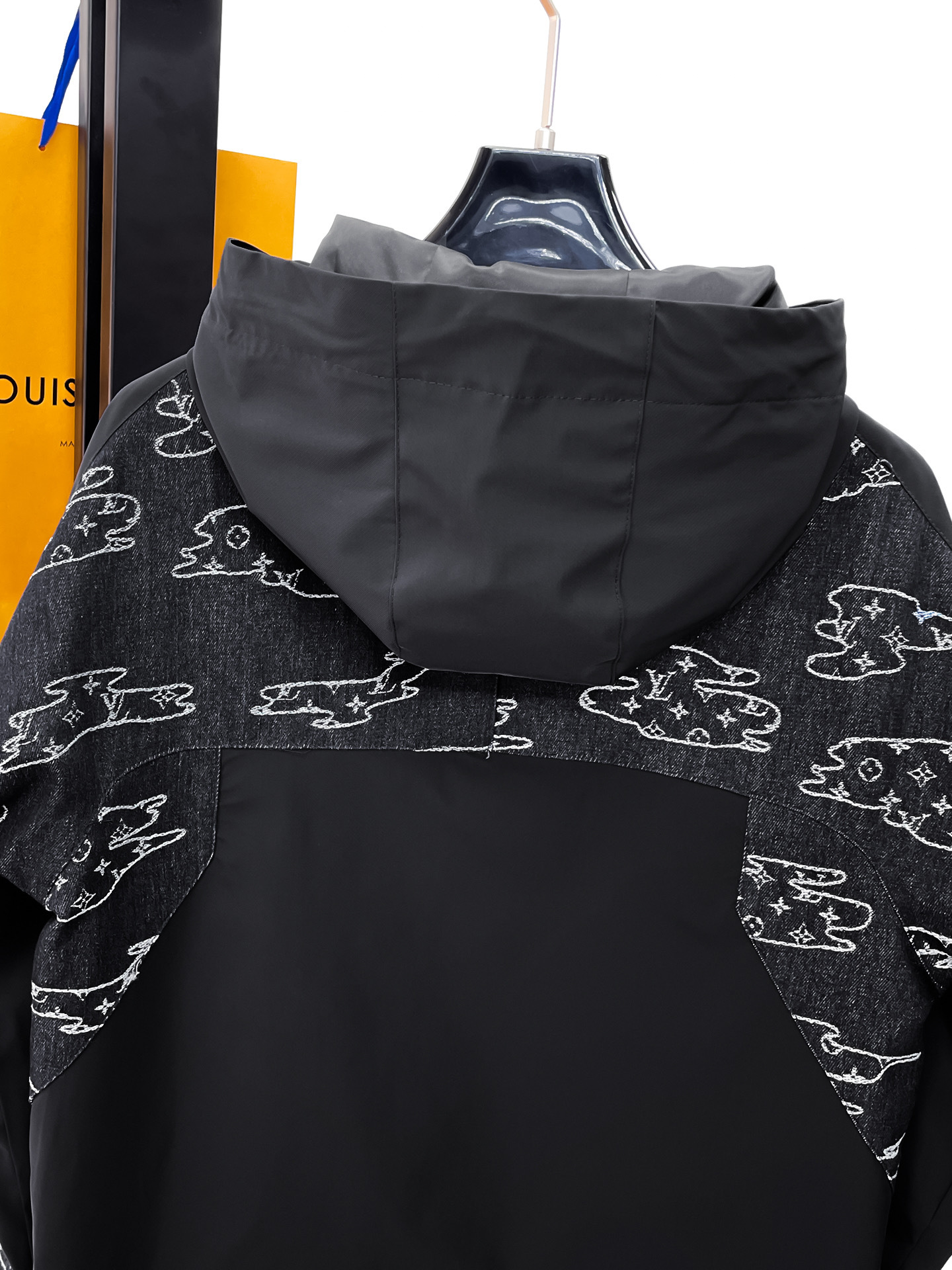 ルイ・ヴィトン「Louis Vuitton」ルイ・ヴィトン 2026年秋冬 メンズ ジャケット / アウター