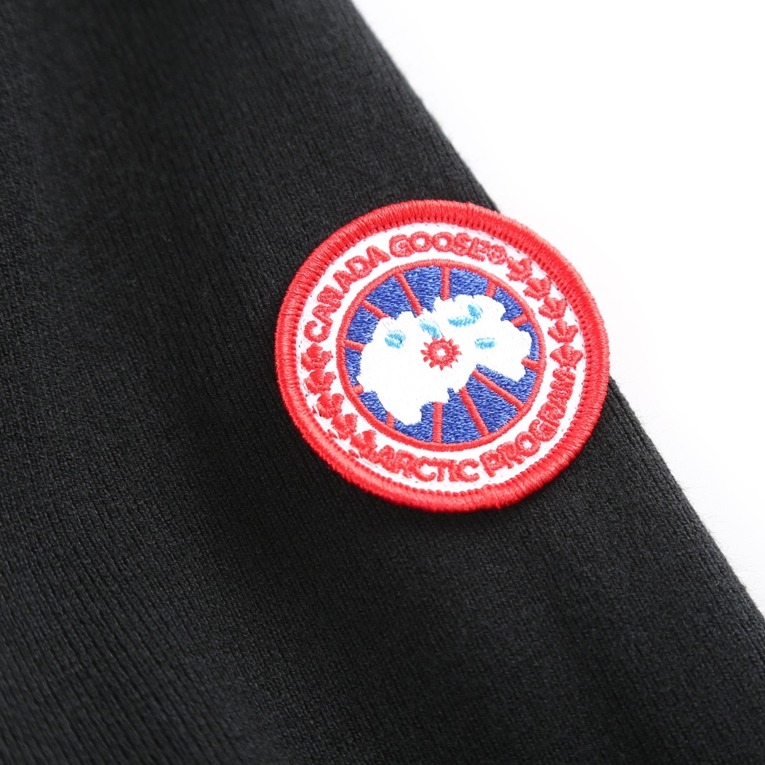 Canada Goose カナダグース ハイブリッジ ワイド キルト ニット ジャケット / レディース ニットアウター