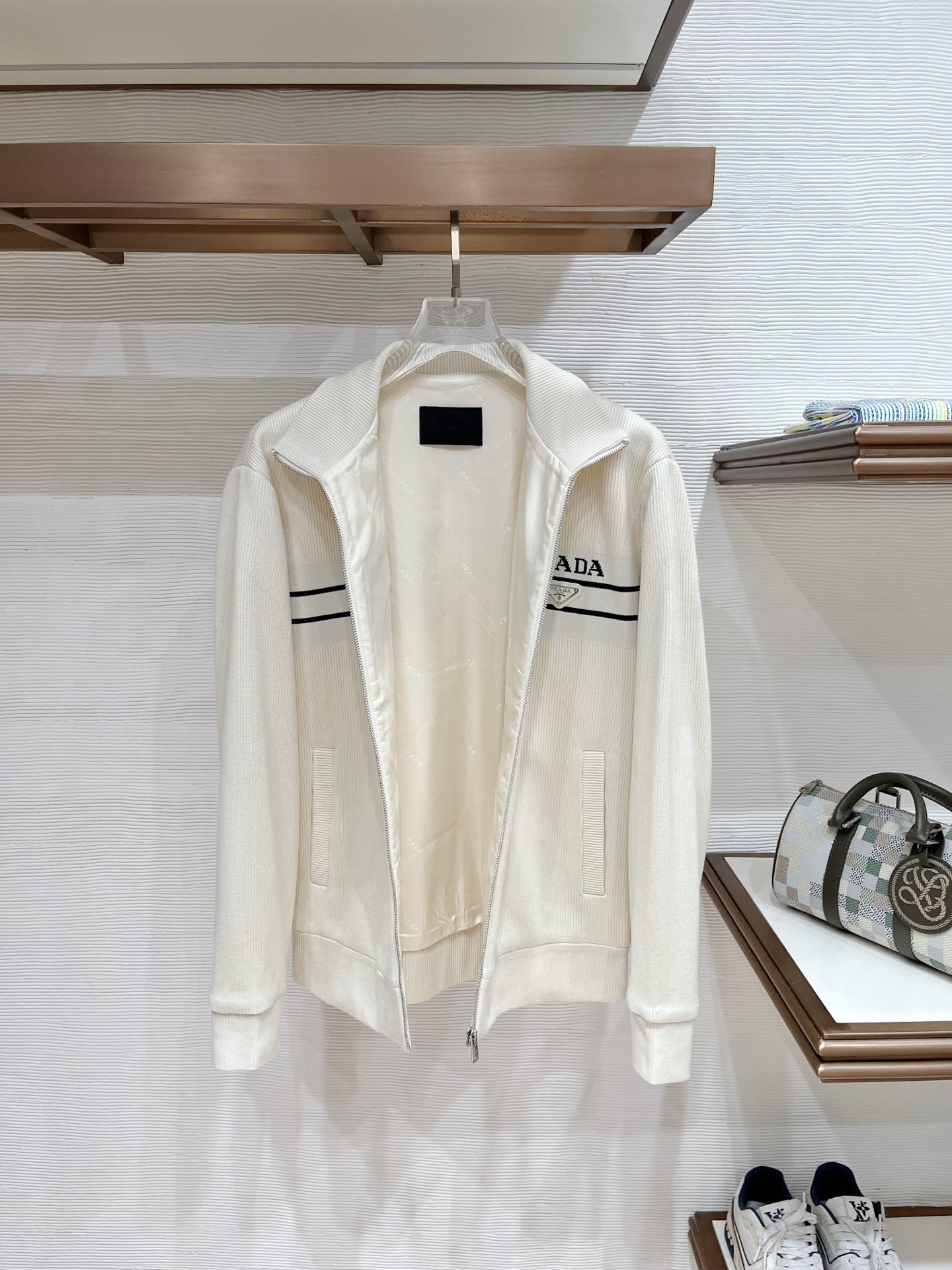 プラダ「Prada」プラダ リブニット スタンドカラー ジップアップジャケット / メンズ ニットアウター