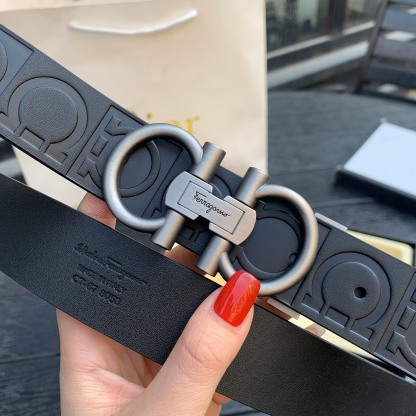 フェラガモ「Ferragamo」リバーシブルベルト