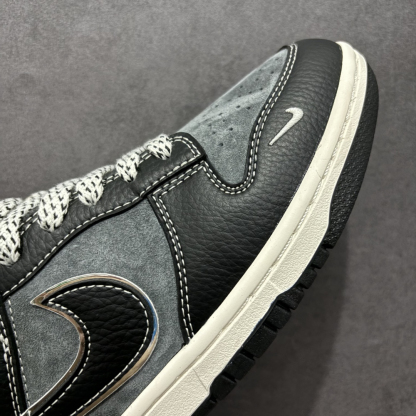 「コラボモデル」Supreme × Nike Air Force 1 Low スニーカー
