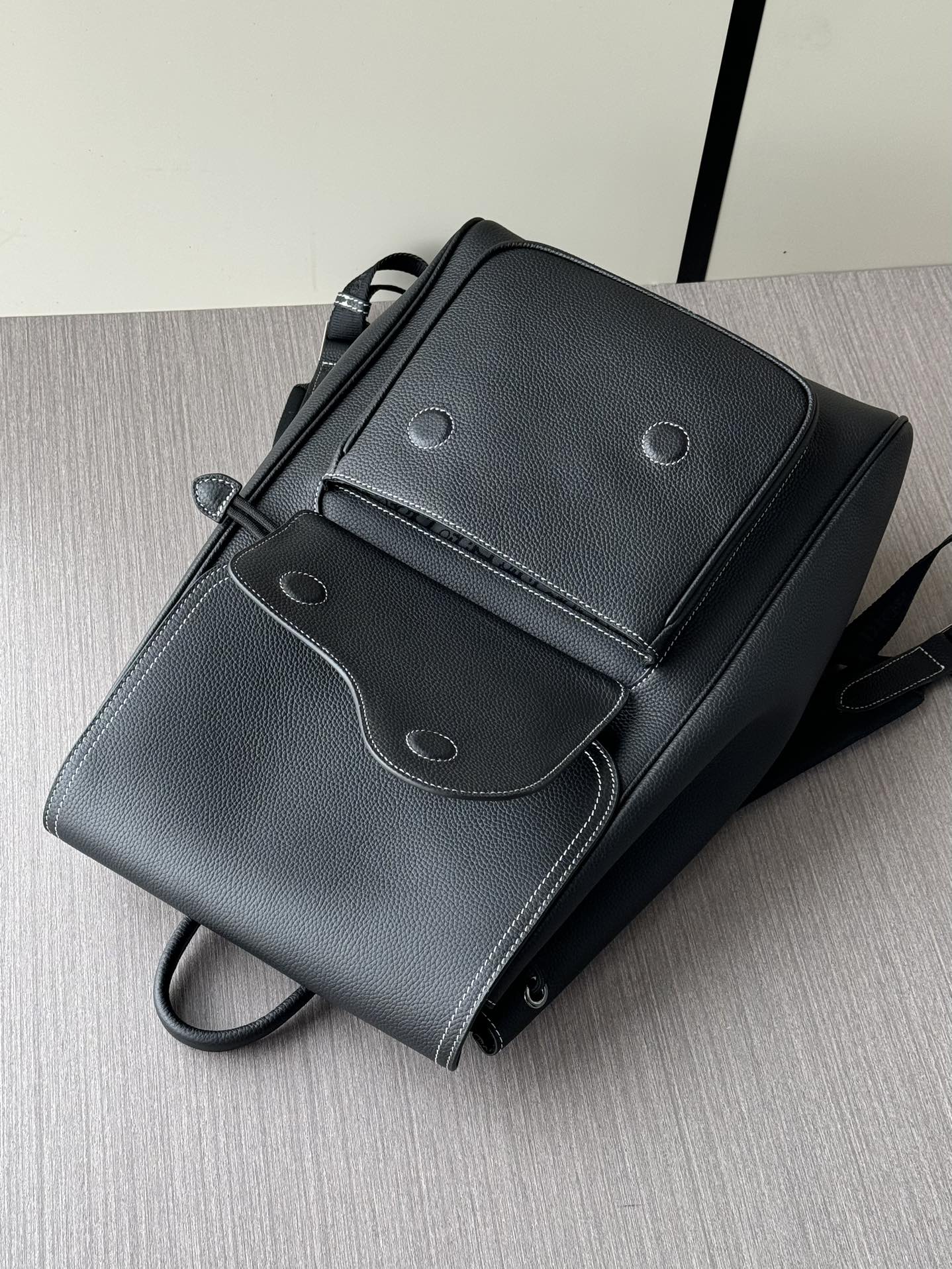 ディオール「Dior」B44 BLADE バックパック