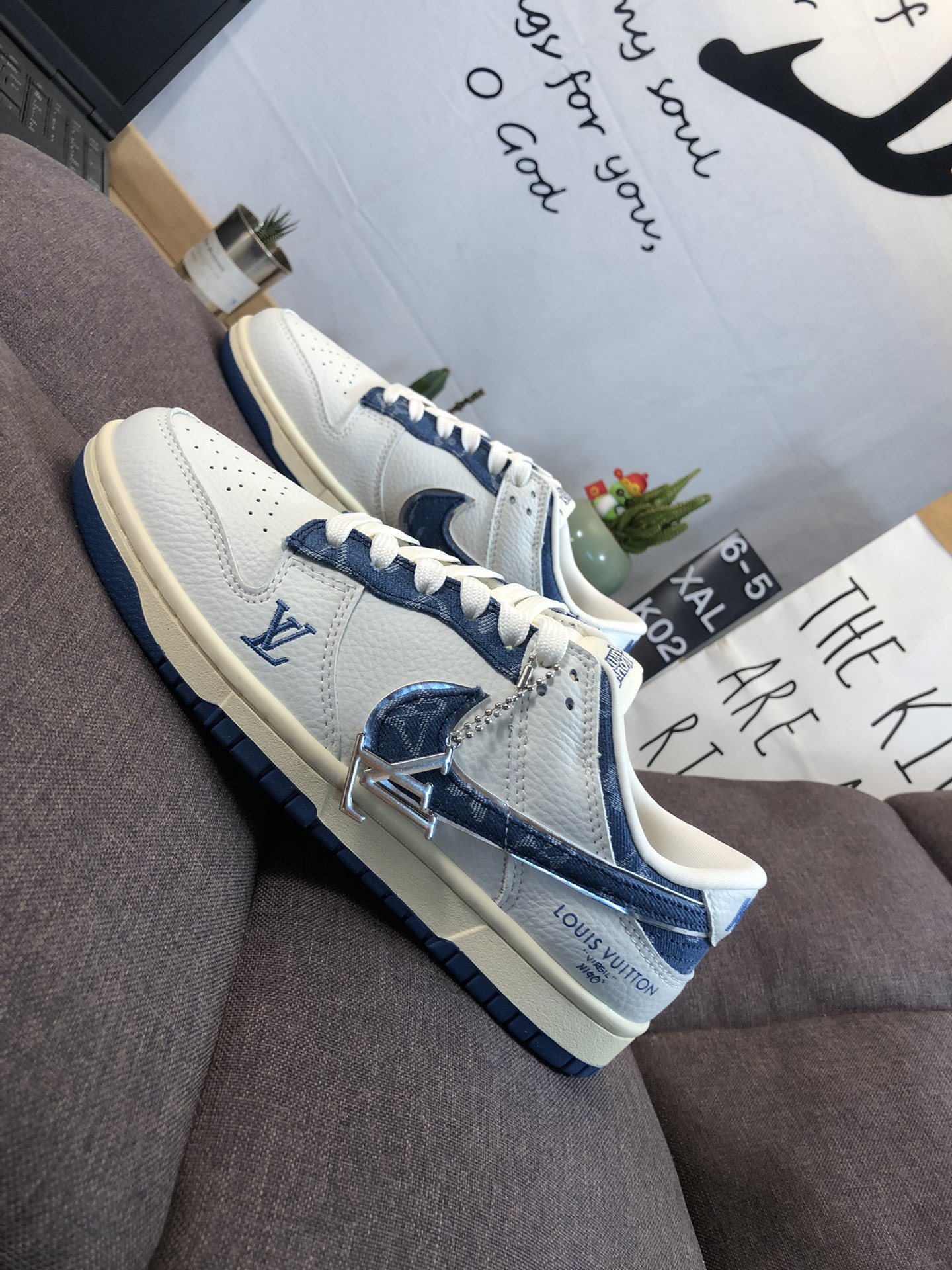 ナイキ「Nike」LV x NIKEコラボレーション SBダンク ロー カジュアルスニーカー