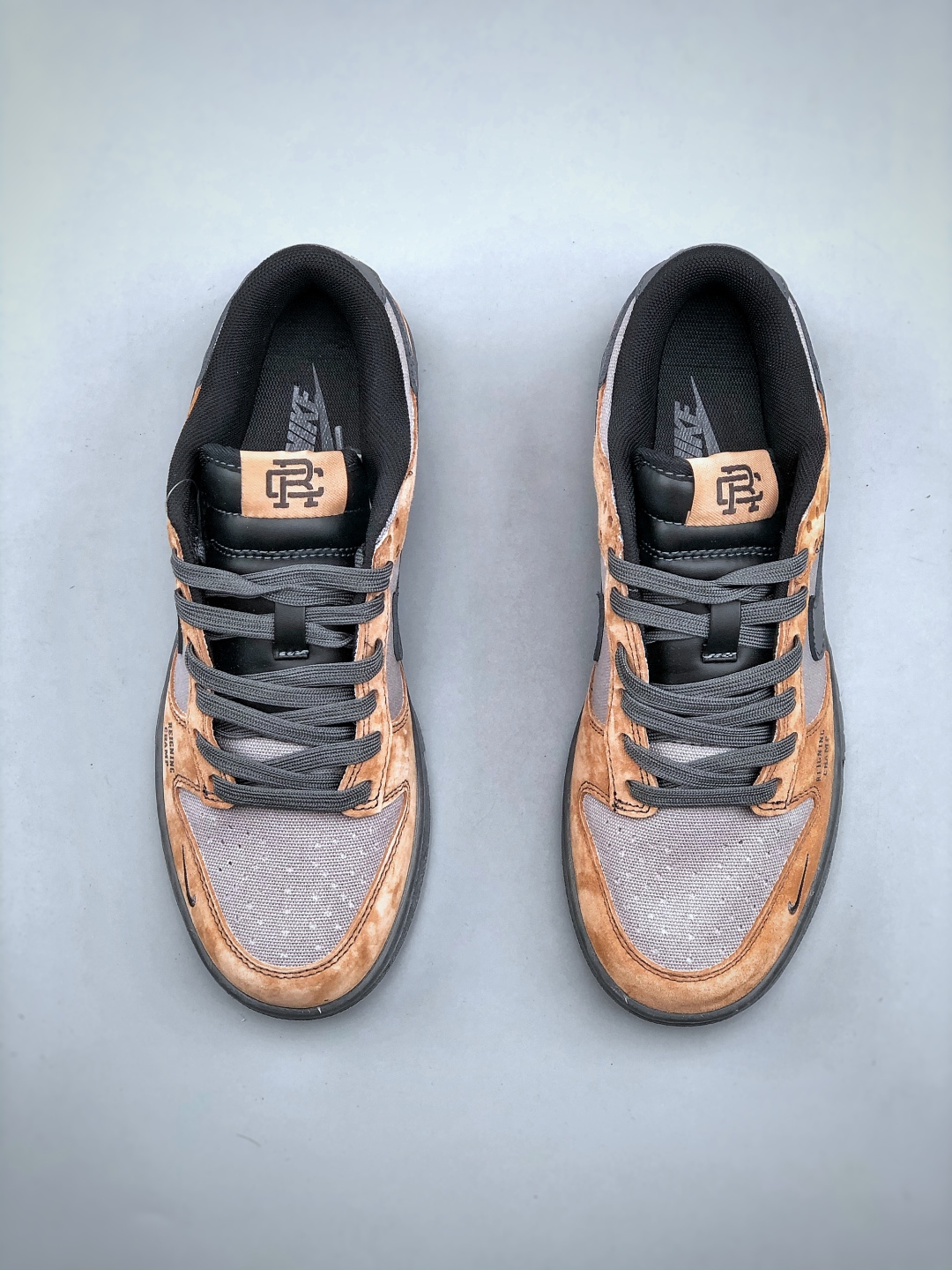 「コラボモデル」The North Face x Nike  SB Dunk Low 'Grey Brown Black' スモールスウッシュ スニーカー