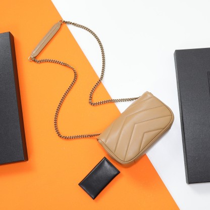 サンローラン「Saint Laurent」 Loulou Mini ショルダーバッグ（2025年早春コレクション）